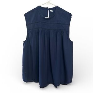 Sleeveless Navy Smocked Top by Old Navy Size XL
